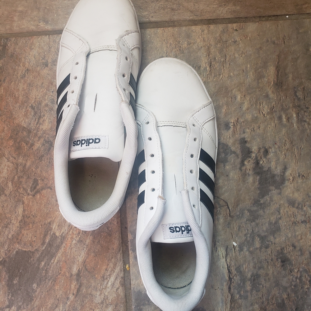 Adidas Men's White and Black Sneakers